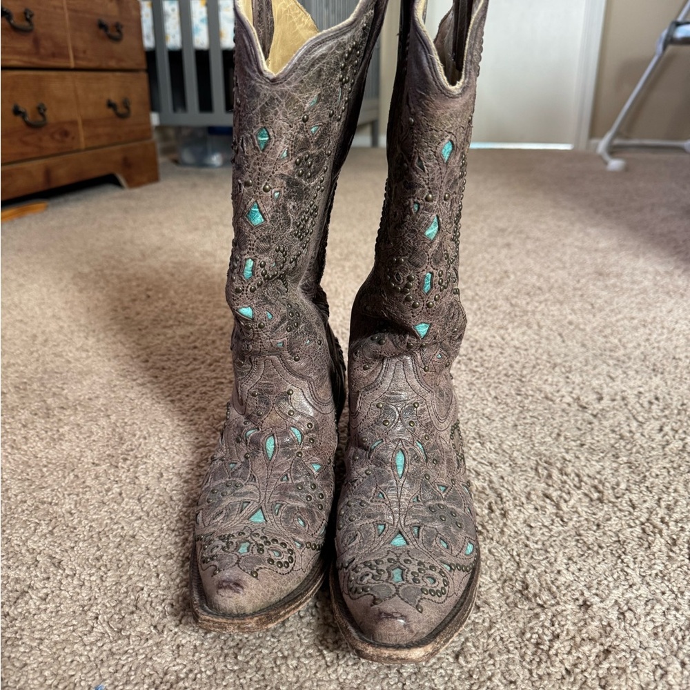 Brown and Turquoise Embroidered Women's Boots - image 1
